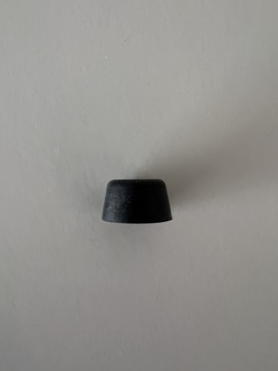 Gúmmítappar 10x20 svartir - Image 2